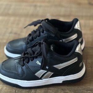 Heelys Reebok 13 Rollerskate Sneakers. Black | White. NWOT Wheeled | Skater